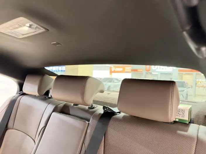Lexus ES 2022 Model 300h Premium – фото 7