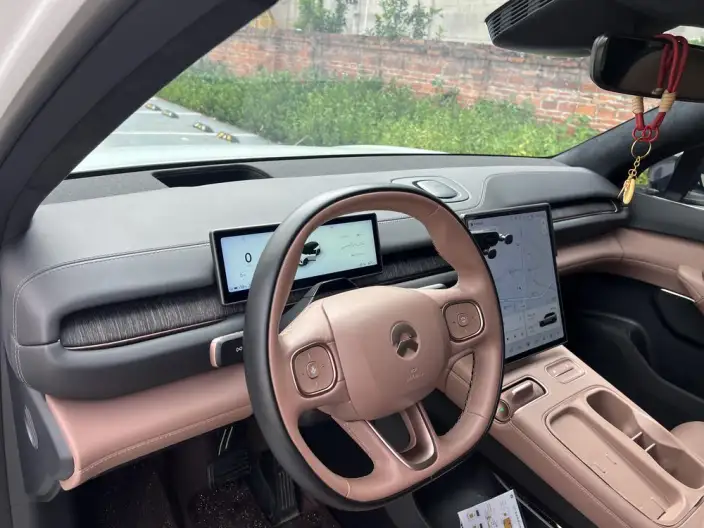 NIO ES6 2024 Model 75kWh – фото 10
