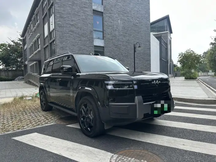 Titan 7 PHEV 2025 Model 190KM 4WD Ultra Edition