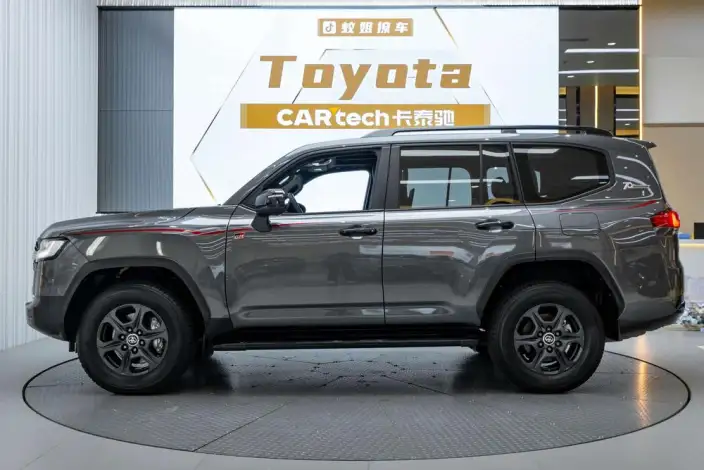 Land Cruiser (import 2022 Model 3.5T Automatic 4WD 7 seat Parallel Imported – фото 3