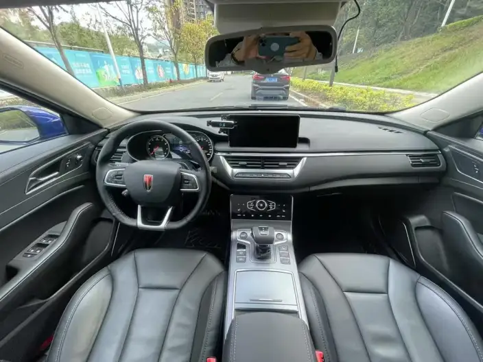 Hongqi H5 Classic 2022 Model 1.8T Automatic Smart Flag Enjoy Edition – фото 7