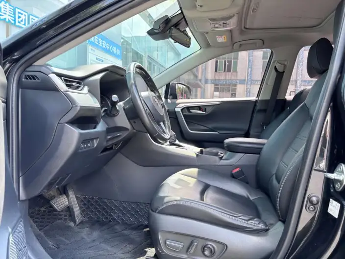 Toyota RAV4 2021 Model 2.0L CVT 2WD Fashion Plus Edition – фото 8