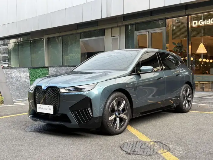 BMW iX 2023 Model xDrive40 – фото 1