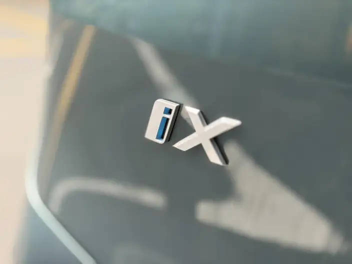 BMW iX 2023 Model xDrive40 – фото 8