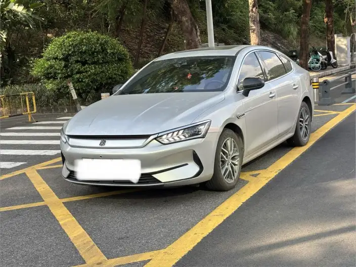 Qin Plus EV 2021 Model 500KM Noble Model – фото 1