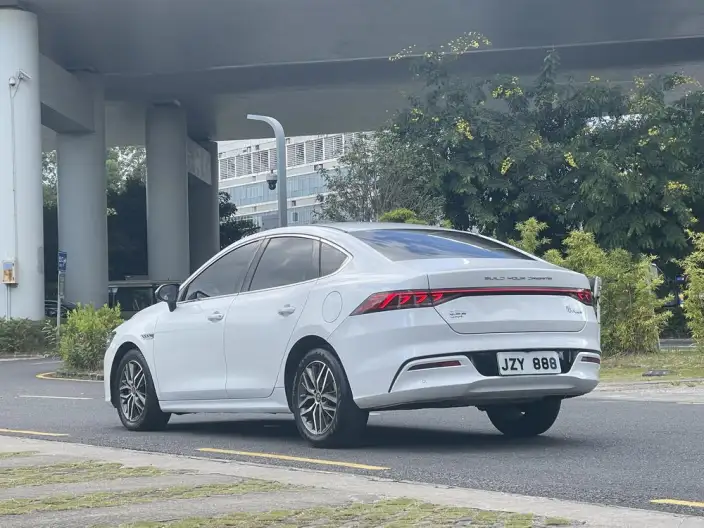 BYD Qin PLUS DM 2021 Model DM-i 120KM Noble Model – фото 5