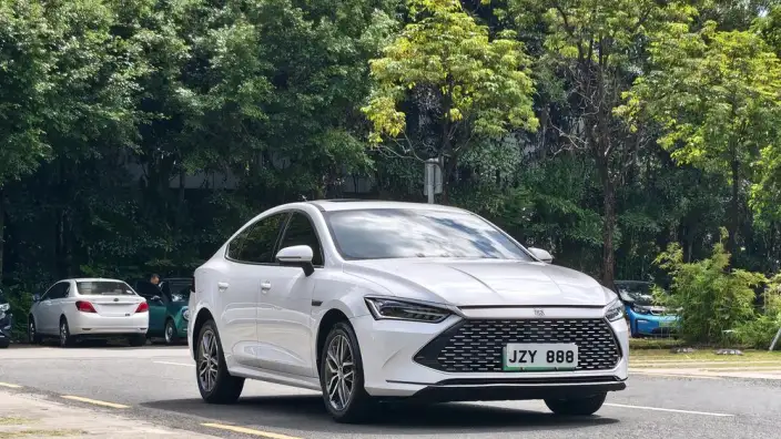 BYD Qin PLUS DM 2021 Model DM-i 55KM Noble Model – фото 3