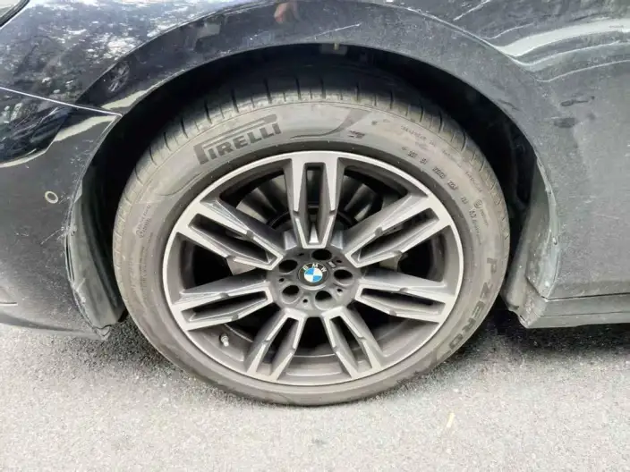 BMW 5 Series 2024 Model 530Li Leading Model M Sports Set – фото 5