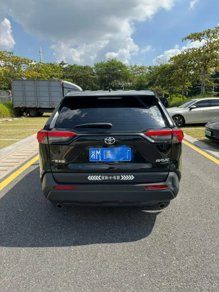 Toyota RAV4 2022 Model 2.0L CVT 2WD Urban Edition – фото 5