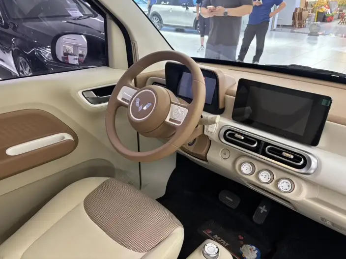 Wuling Hongguang MINIEV 2024 Model 215km Advanced version Lithium Iron Phosphate – фото 7