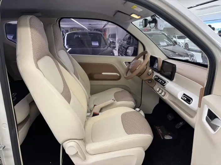 Wuling Hongguang MINIEV 2024 Model 215km Advanced version Lithium Iron Phosphate – фото 10