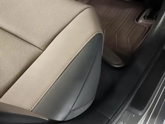 Lexus ES 2023 Model 260 Superior Edition – фото 8