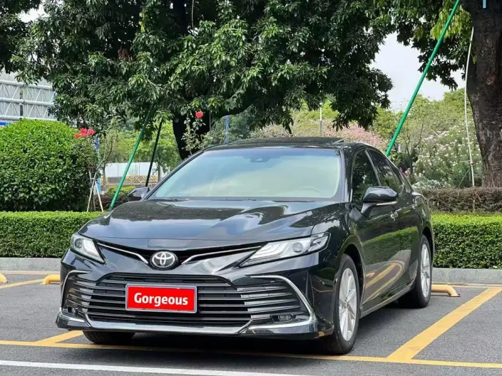 Toyota Camry 2022 Model 2.0GVP Leading version – фото 1