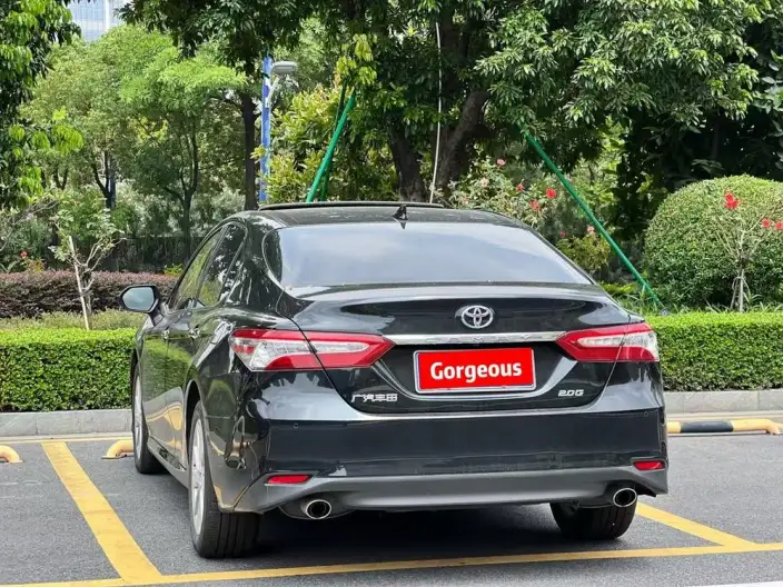 Toyota Camry 2022 Model 2.0GVP Leading version – фото 3