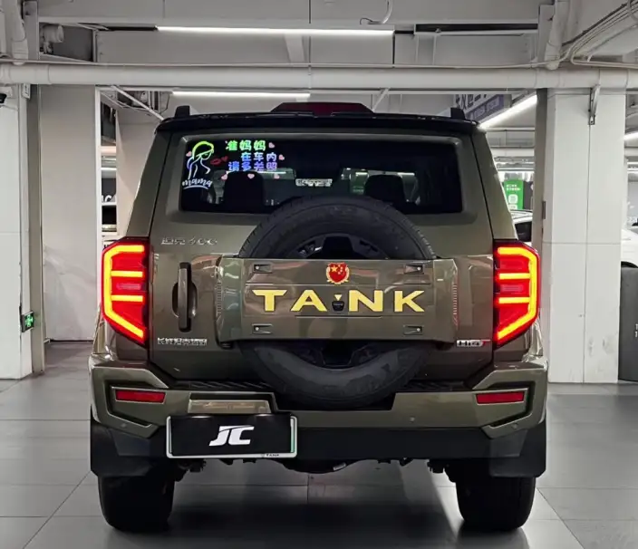 Tank 400 Hi4-T 2023 Model Super Edition – фото 4