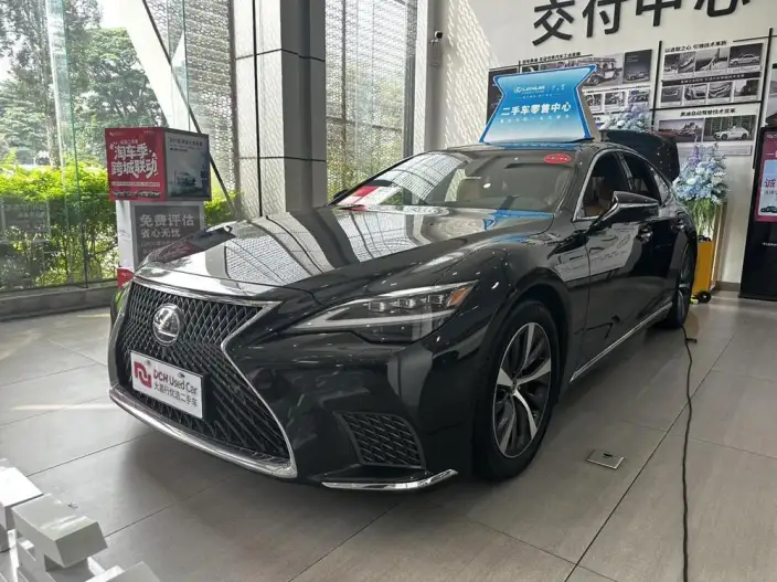 Lexus LS 2020 Model 500h Superior Edition China VI