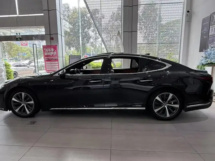 Lexus LS 2020 Model 500h Superior Edition China VI