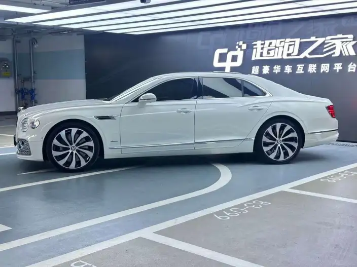 Continental Flying Spur 2023 Model 4.0T V8 Yadu Edition – фото 2