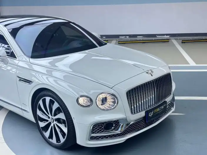 Continental Flying Spur 2023 Model 4.0T V8 Yadu Edition – фото 5