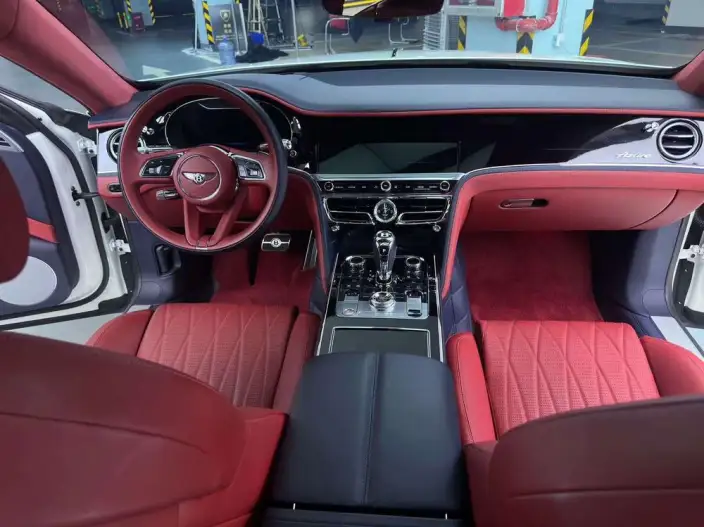 Continental Flying Spur 2023 Model 4.0T V8 Yadu Edition – фото 6