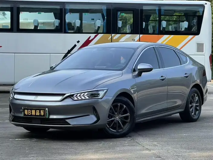 Qin Plus EV 2021 Model 400KM Luxury Model – фото 1