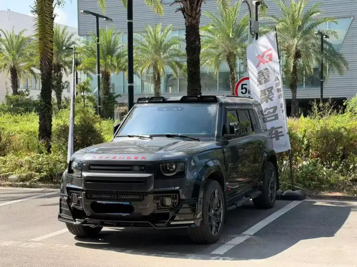 Land Rover Defender 2024 Model 110 3.0T P400 X-Dynamic HSE – фото 1