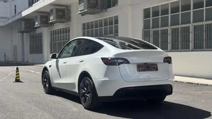 Model Y 2024 Model Rear-wheel drive version – фото 4