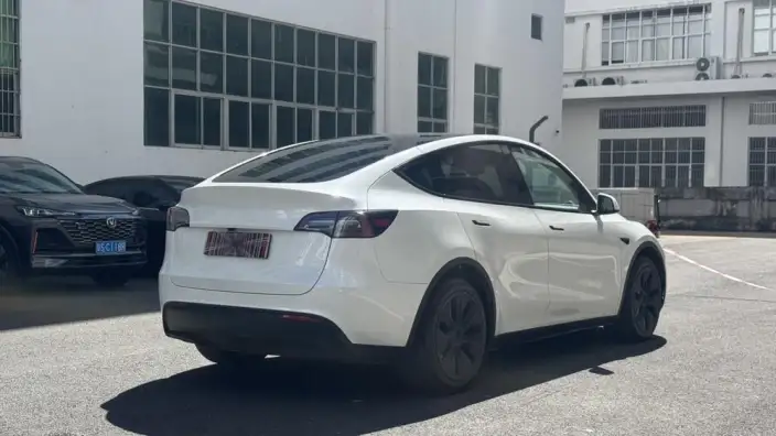 Model Y 2024 Model Rear-wheel drive version – фото 6