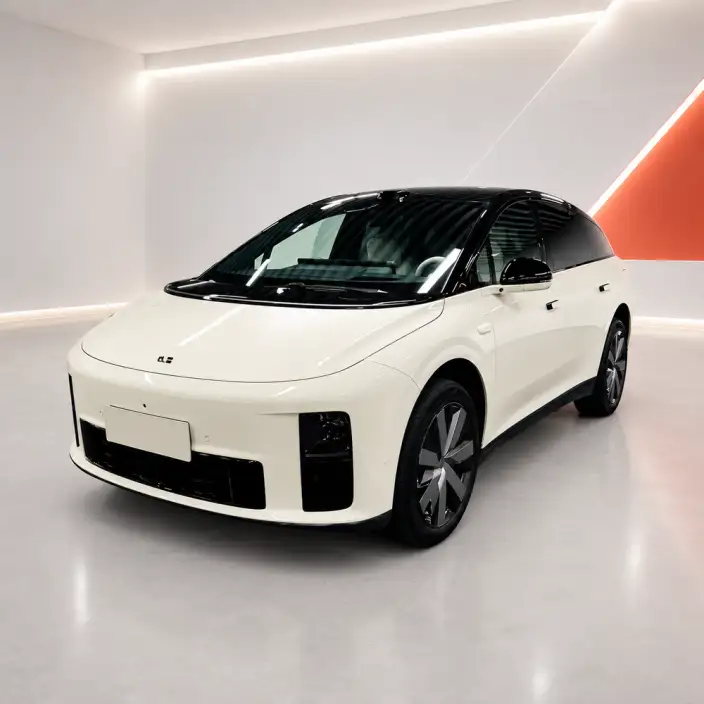 Li Auto i6 2025 Model 2WD Standard Edition – фото 1