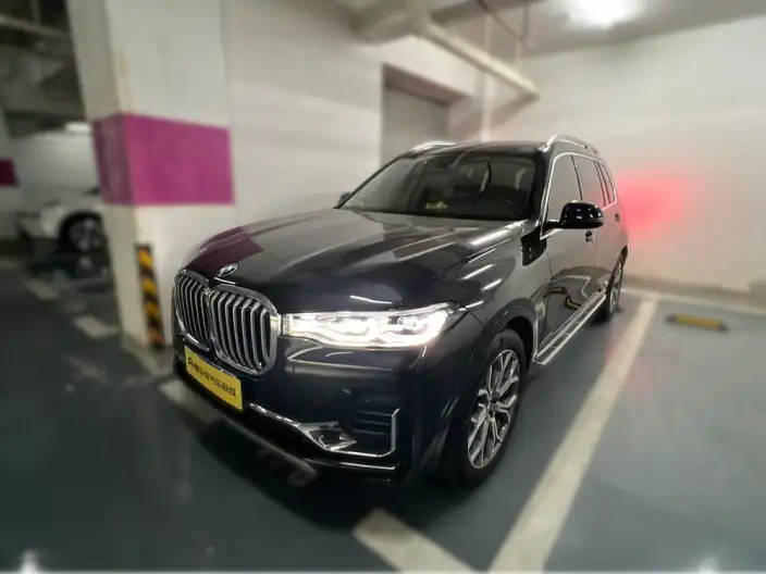 BMW X7 2022 Model xDrive40i Leading Model Luxury Set – фото 1