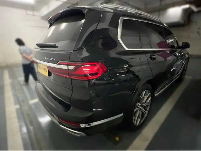 BMW X7 2022 Model xDrive40i Leading Model Luxury Set – фото 2
