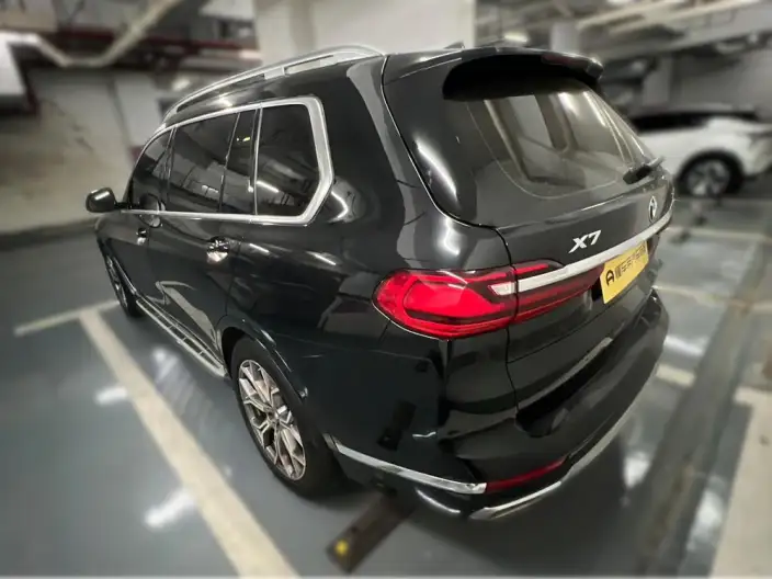 BMW X7 2022 Model xDrive40i Leading Model Luxury Set – фото 4