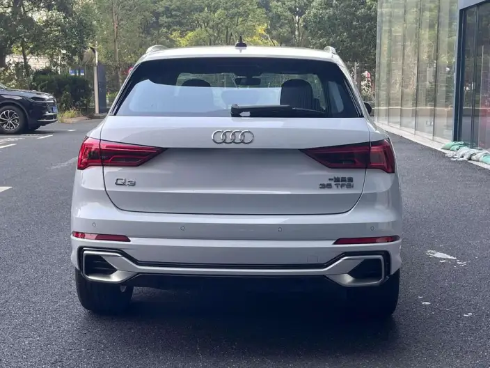 AUDI Q3 2024 Model 35 TFSI Fashion Dynamic Model – фото 4