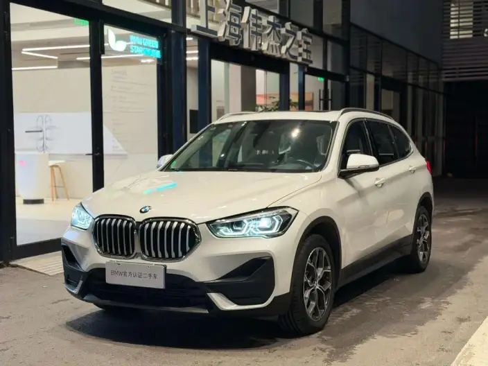 BMW X1 2022 Model sDrive25Li Leading Model – фото 1