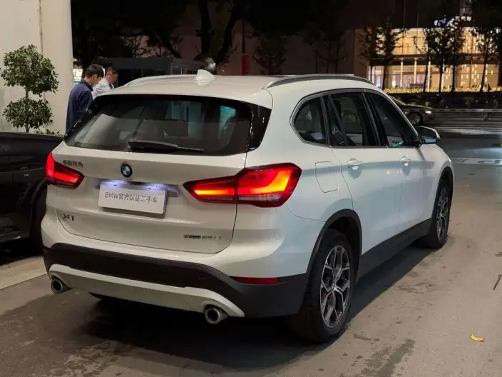 BMW X1 2022 Model sDrive25Li Leading Model – фото 5