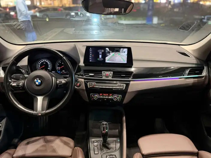 BMW X1 2022 Model sDrive25Li Leading Model – фото 9