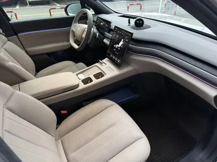 NIO ES8 2023 Model 100kWh Executive Edition – фото 6