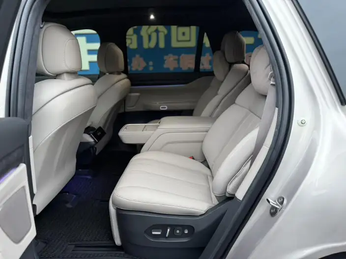 NIO ES8 2023 Model 100kWh Executive Edition – фото 9