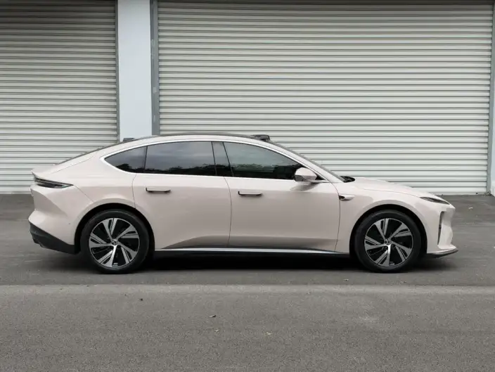 NIO ET5 2022 Model 75kWh – фото 7