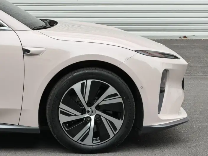 NIO ET5 2022 Model 75kWh – фото 8