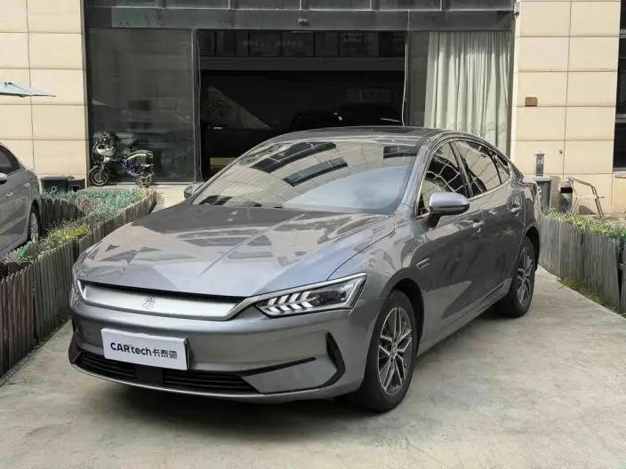 Qin Plus EV 2021 Model 500KM Luxury Model – фото 1