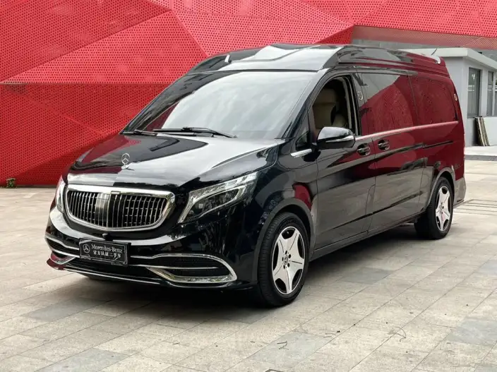 Mercedes-Benz V-Class 2022 Model V 260 L Long wheelbase Deluxe Edition – фото 1