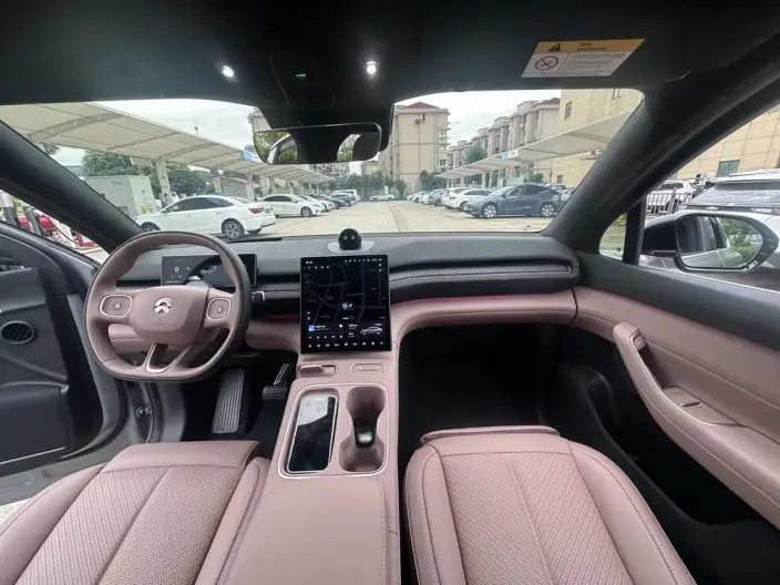 NIO EC6 2023 Model 75kWh – фото 6