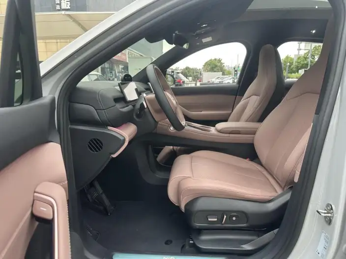 NIO EC6 2023 Model 75kWh – фото 8
