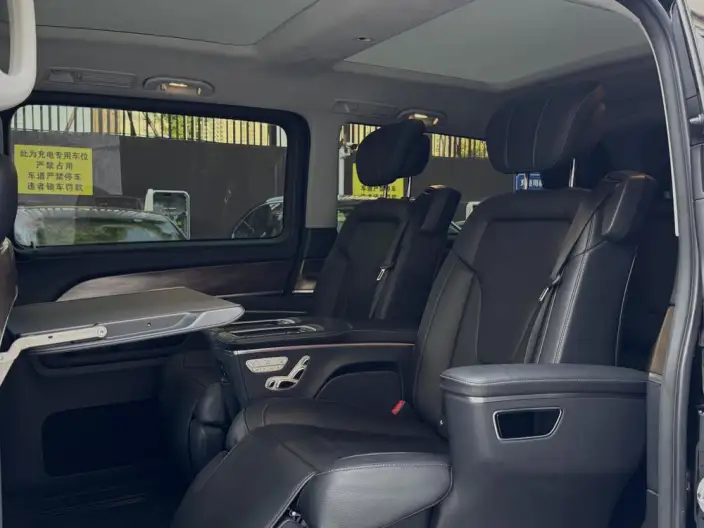 Mercedes-Benz V-Class 2021 Model V 260 L Long wheelbase Deluxe Edition – фото 9