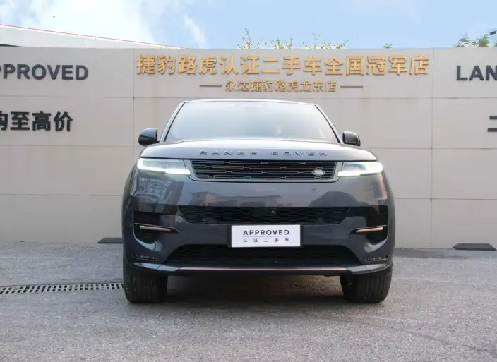 Range Rover Sport 2023 Model 3.0 L6 DYNAMIC SE – фото 2