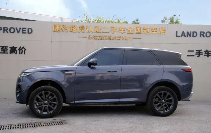 Range Rover Sport 2023 Model 3.0 L6 DYNAMIC SE – фото 4