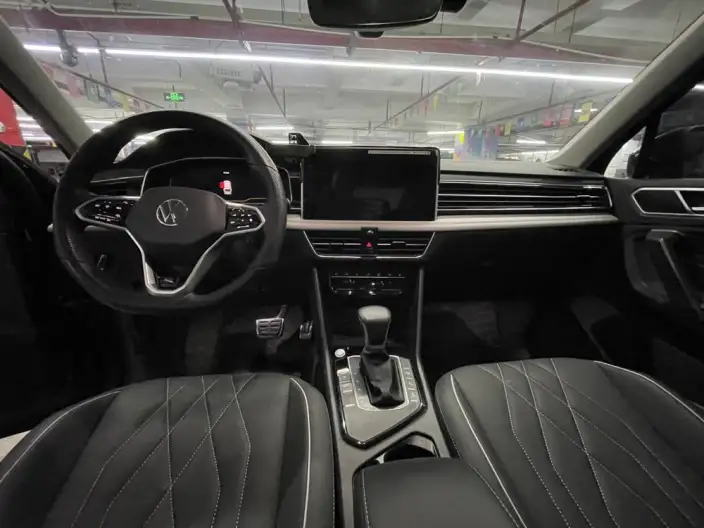 Volkswagen Tiguan L 2023 Model 330TSI 2WD R-Line Enjoy the version more – фото 8