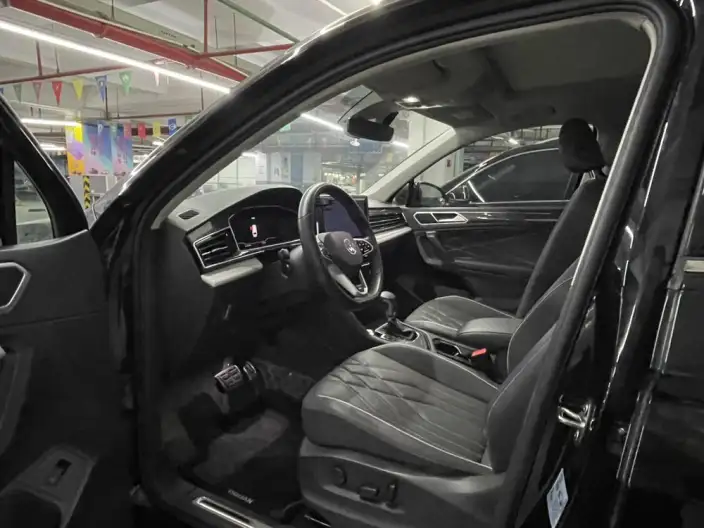 Volkswagen Tiguan L 2023 Model 330TSI 2WD R-Line Enjoy the version more – фото 10