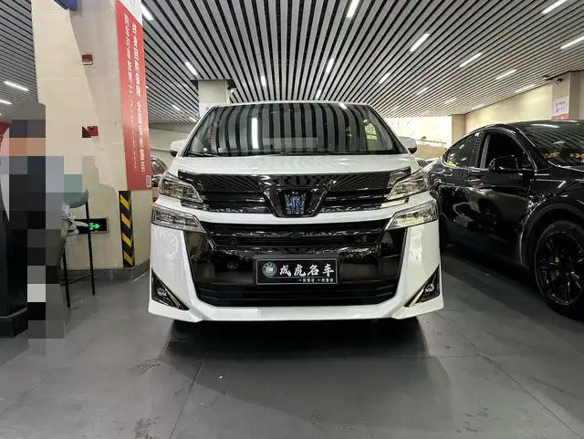 Vellfire 2021 Model Toyota Crown Hybrid 2.5L HV Premium Edition – фото 2